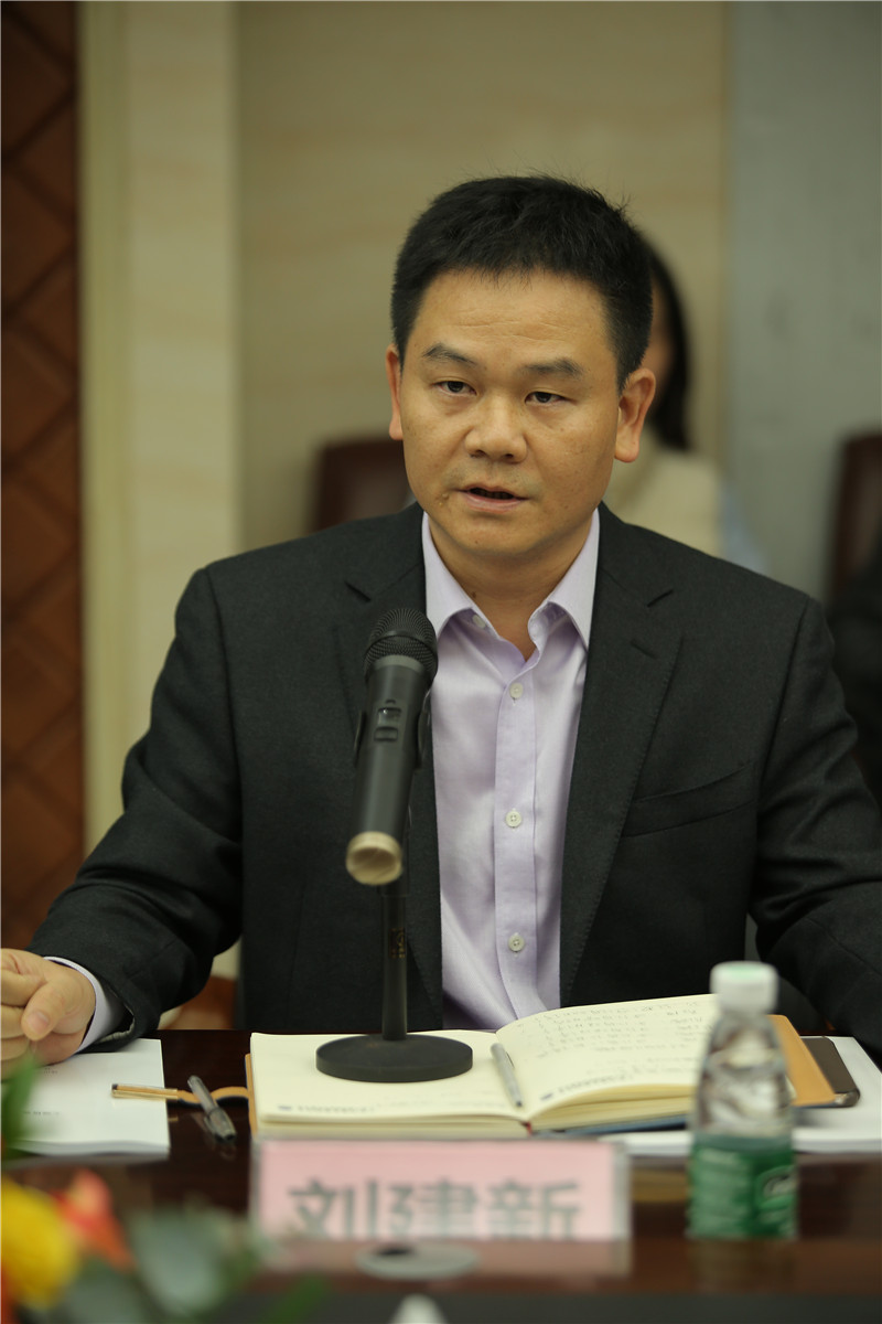 麻豆精品国产成人无码小说陶瓷集团大规格瓷质薄板